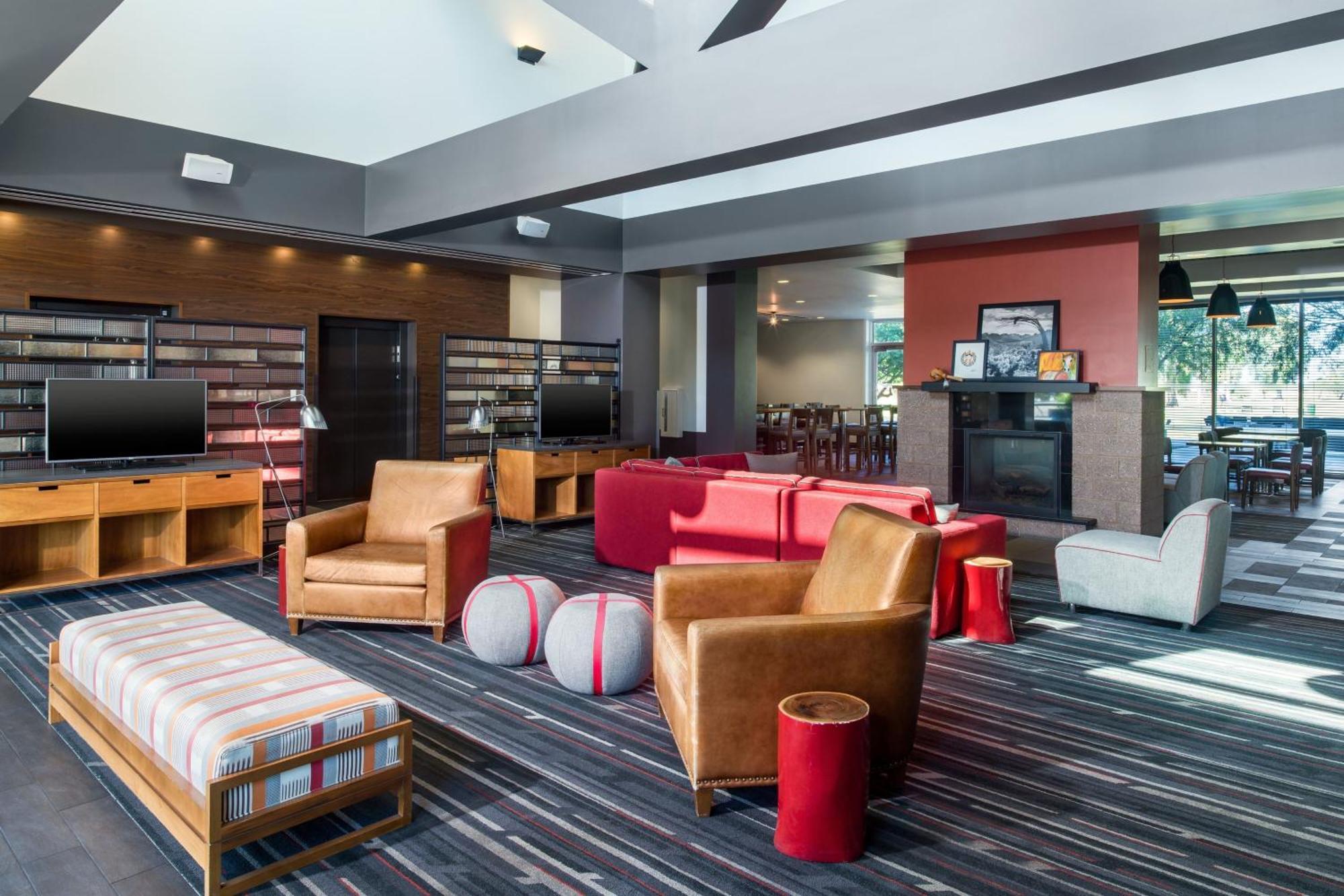 Four Points By Sheraton At Phoenix Mesa Gateway Airport Экстерьер фото
