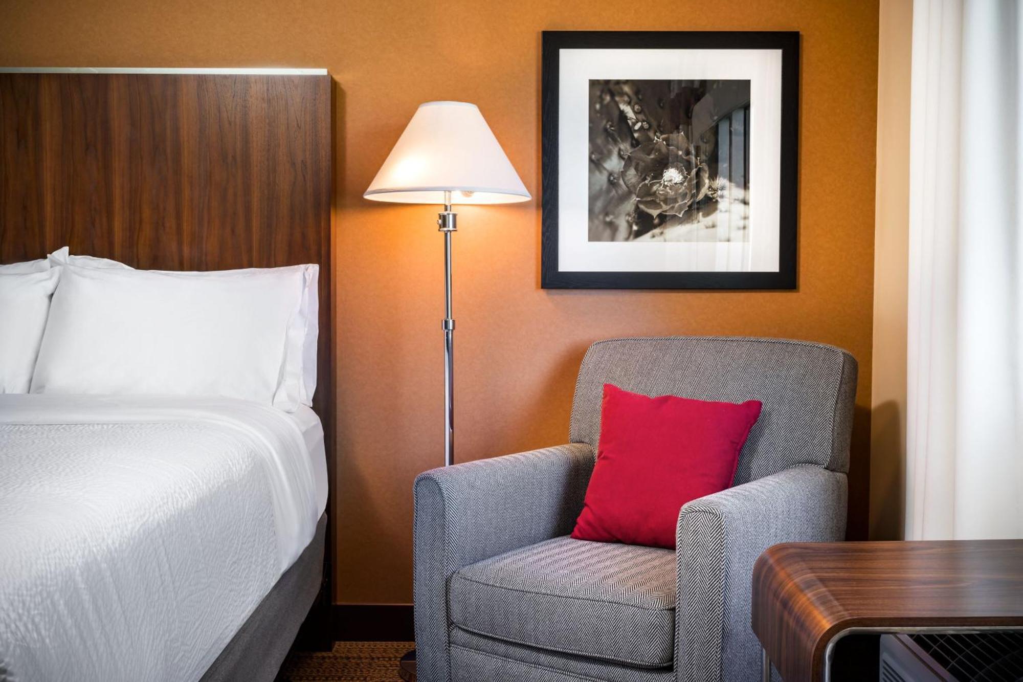 Four Points By Sheraton At Phoenix Mesa Gateway Airport Экстерьер фото