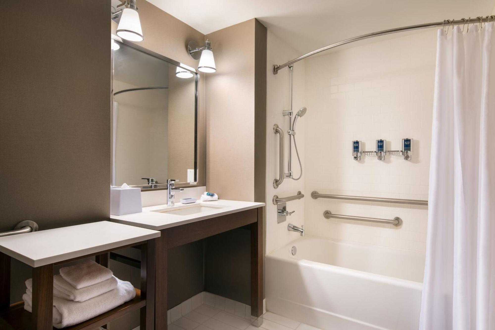 Four Points By Sheraton At Phoenix Mesa Gateway Airport Экстерьер фото