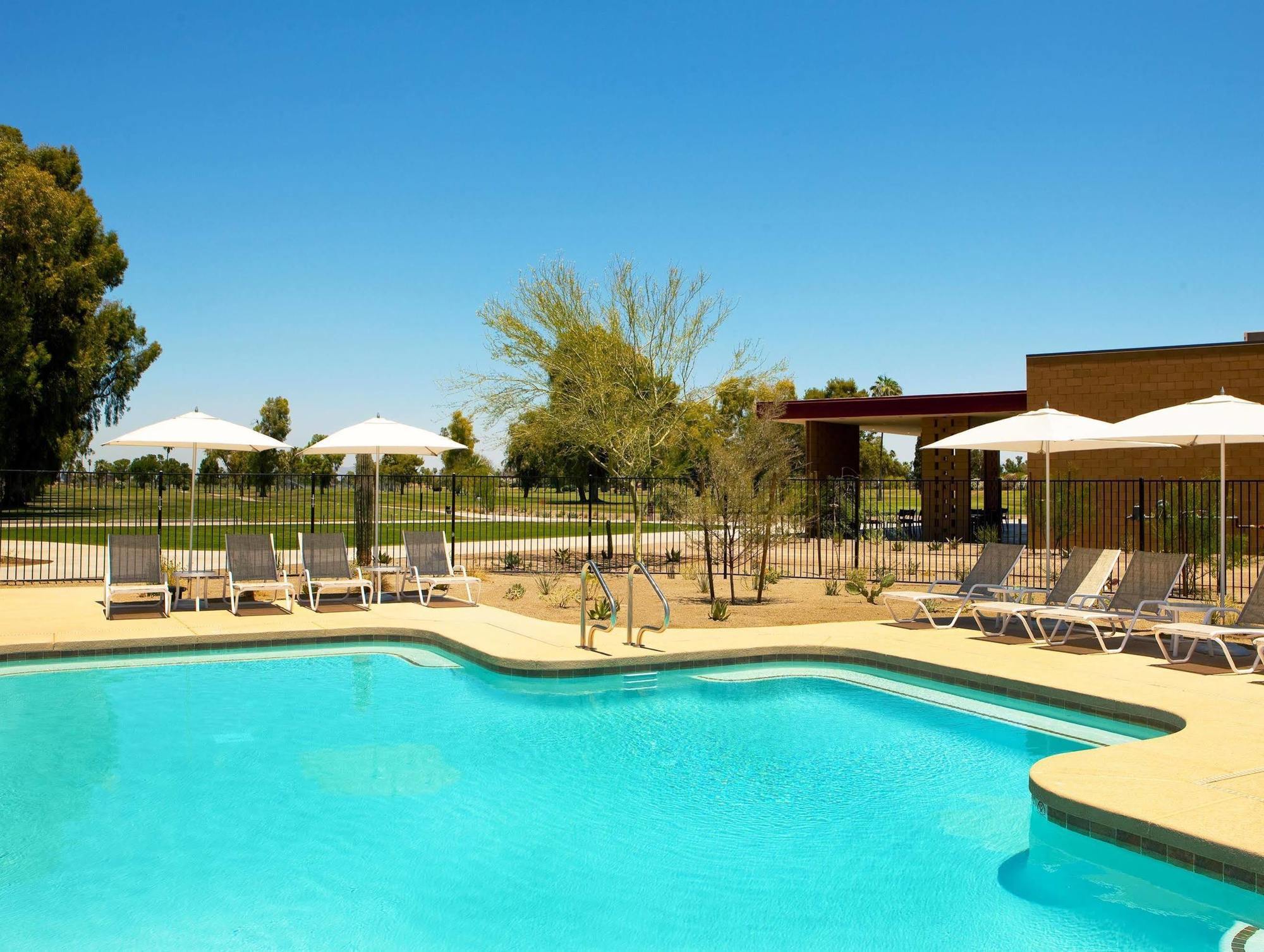Four Points By Sheraton At Phoenix Mesa Gateway Airport Экстерьер фото